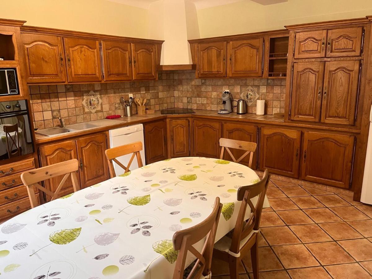 Domaine clos et arboré de 3 ha avec deux maisons Lamothe-Montravel Esterno foto